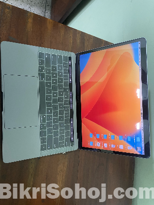 Macbook Pro 13” 2017